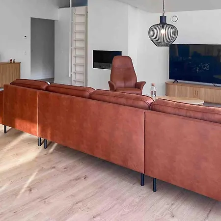 4 Bedroom Stunning In Aakirkeby * Vester Somarken