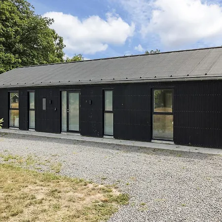 4 Bedroom Stunning In Aakirkeby Ferienhaus