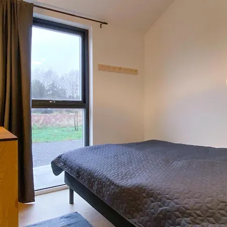 بيت للعطل 4 Bedroom Stunning In Aakirkeby *